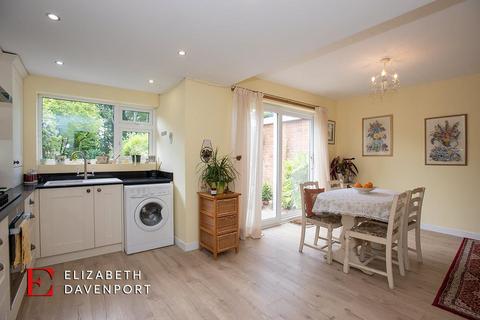 31 Elmdene Road, Kenilworth, CV8 2BW