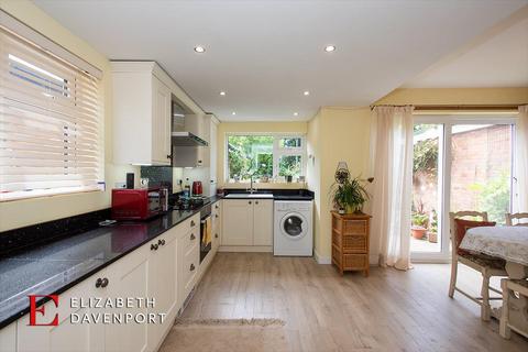 31 Elmdene Road, Kenilworth, CV8 2BW
