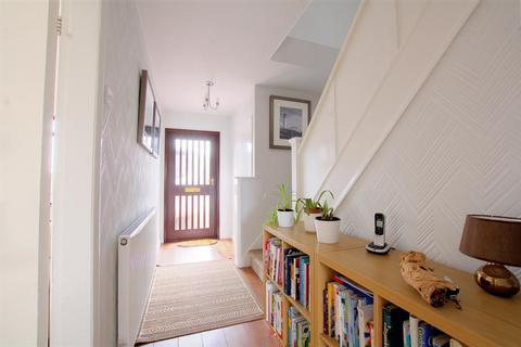 6 Dale View, Ilkeston, DE7 4LD