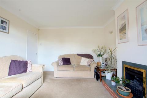 6 Dale View, Ilkeston, DE7 4LD