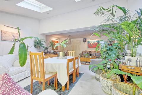 3 bedroom end of terrace house for sale - Lady Jermy Way, Teversham, Cambridge