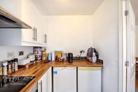 1 bedroom flat to rent, Basevi Way, London