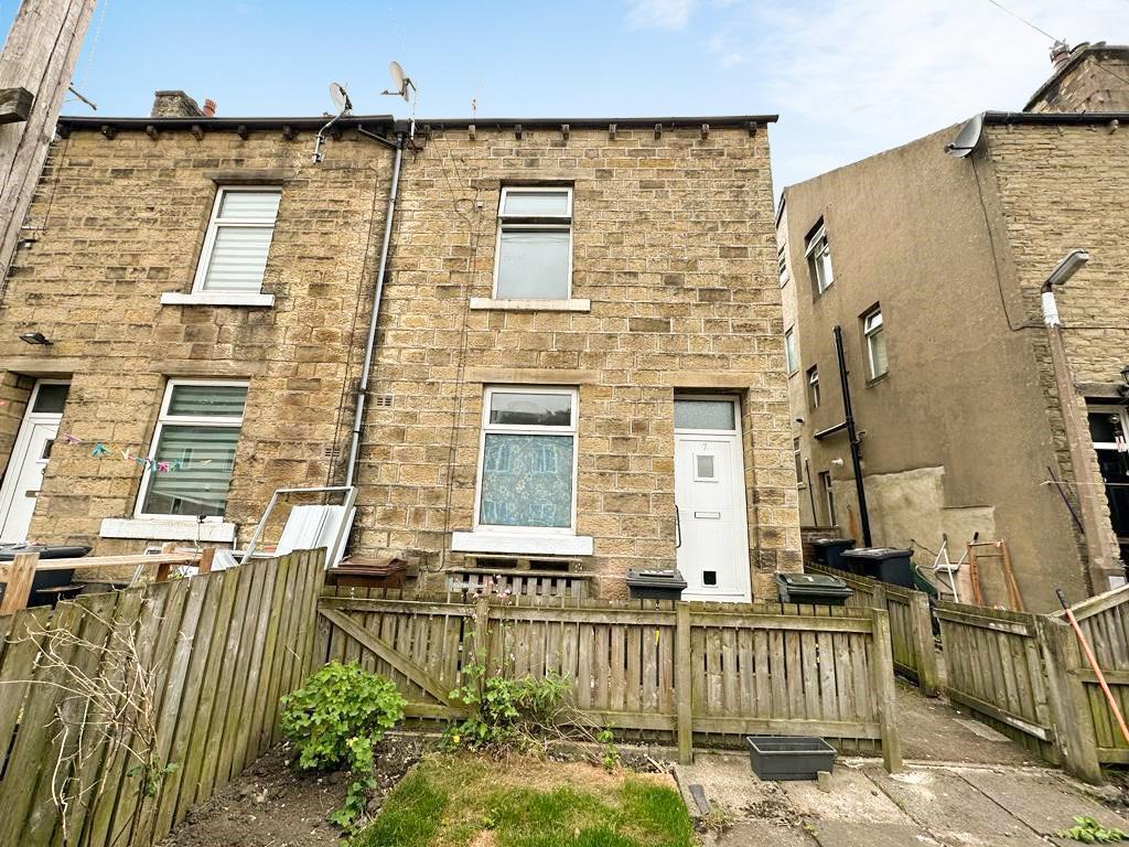 Railway Street, Keighley 1 bed end of terrace house for sale £74,950