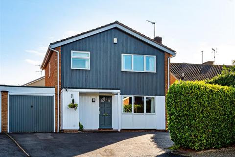 4 Beech Close, Pattingham, Wolverhampton, WV6 7BA