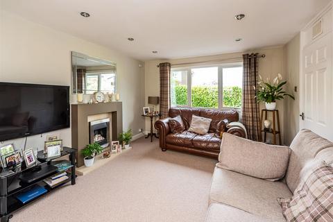 4 Beech Close, Pattingham, Wolverhampton, WV6 7BA