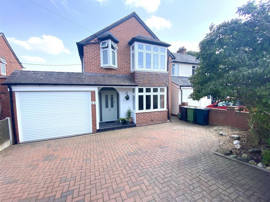 Lyth Hill Road, Bayston Hill, Shrewsbury 3 bed detached house for sale