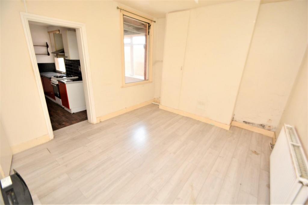 Whitby Road, Harrow, HA2 8LH 3 bed semidetached house for sale £475,000