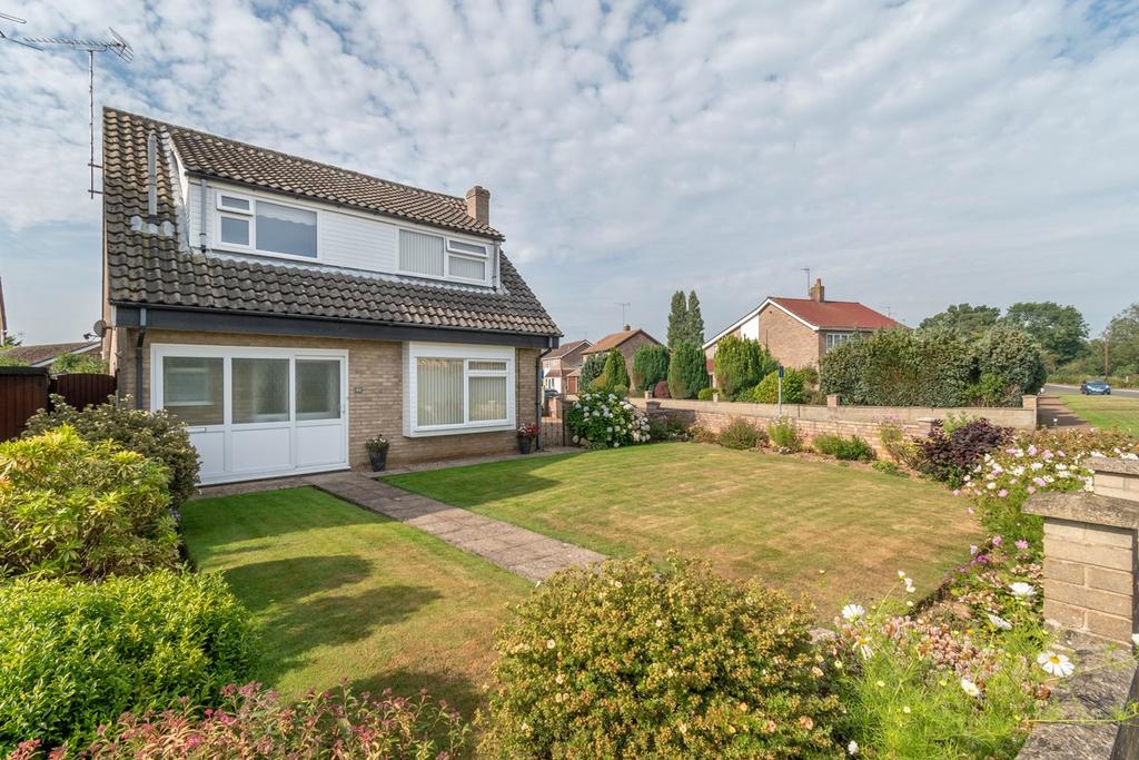 Rudham Stile Lane, Fakenham, NR21 3 bed detached house for sale £360,000