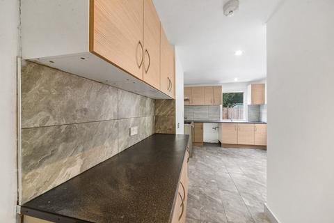 53 Craigerne Road, London, SE3 8SN