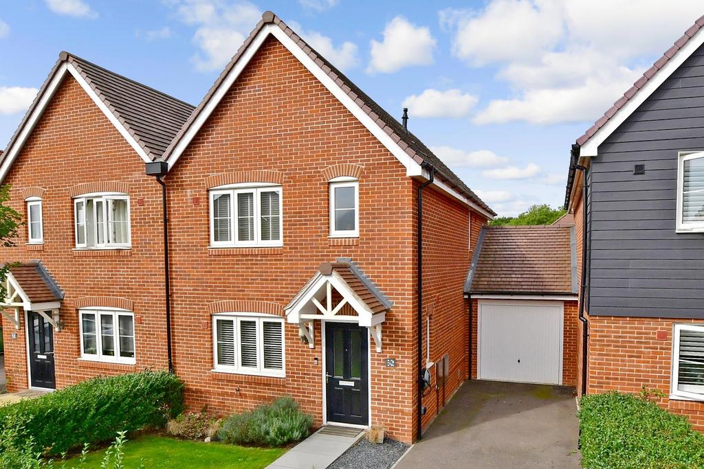 Centenary Road, Southwater, Horsham, West Sussex 3 bed semidetached