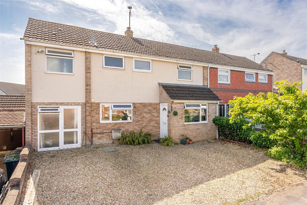 White Lion Park, Malmesbury 4 bed semidetached house for sale £385,000
