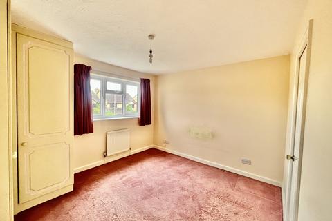 7 Black Lawn, Gillingham, SP8 4SD