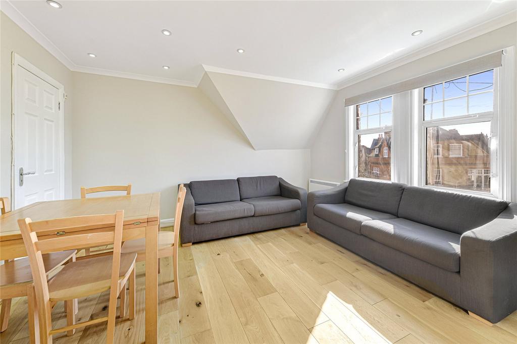 Living/Dining Area
