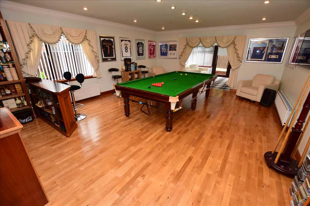 Snooker Room