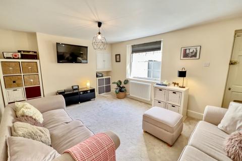 2 Edwin Street, Gravesend, DA12 1EH
