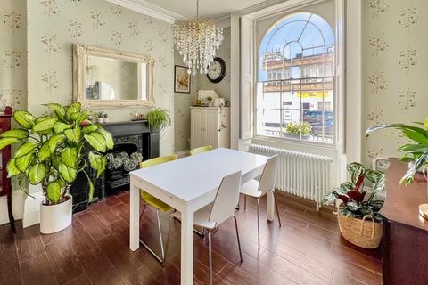 2 Edwin Street, Gravesend, DA12 1EH