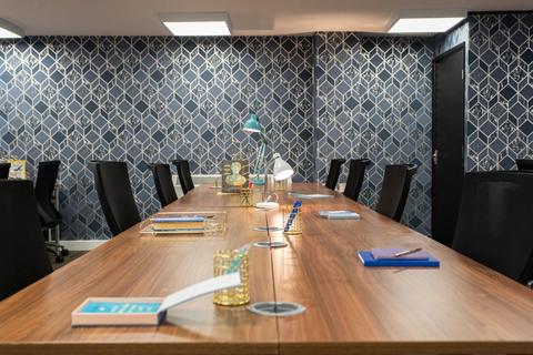 Serviced office to rent, 5 Jewry Street, London EC3N