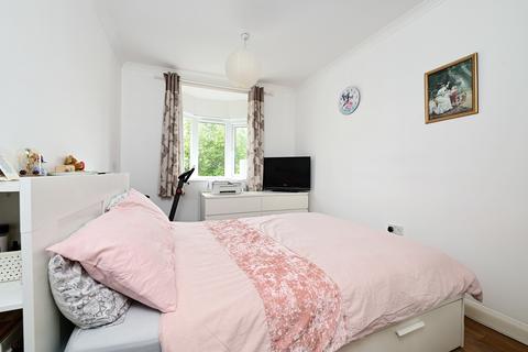 undefined, Lynchford Road, Farnborough, GU14