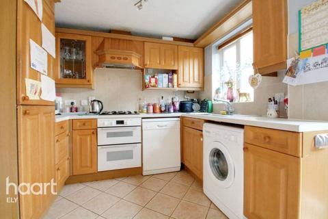 2 bedroom end of terrace house for sale - Wensum Way, Ely