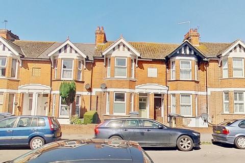 4 bedroom terraced house for sale, Beaconsfield Avenue, Dover