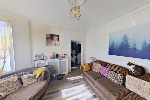 4 bedroom terraced house for sale, Beaconsfield Avenue, Dover