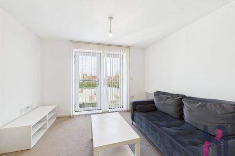 2 bedroom flat to rent, Endeavour House, 1b Elmira Way, M5