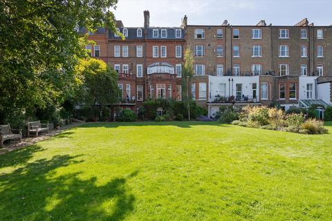 3 bedroom flat for sale, Sutherland Avenue, London, W9