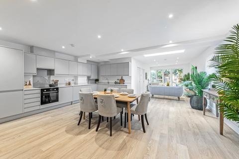 3 bedroom flat for sale - THE LONDON MEWS, FINCHLEY