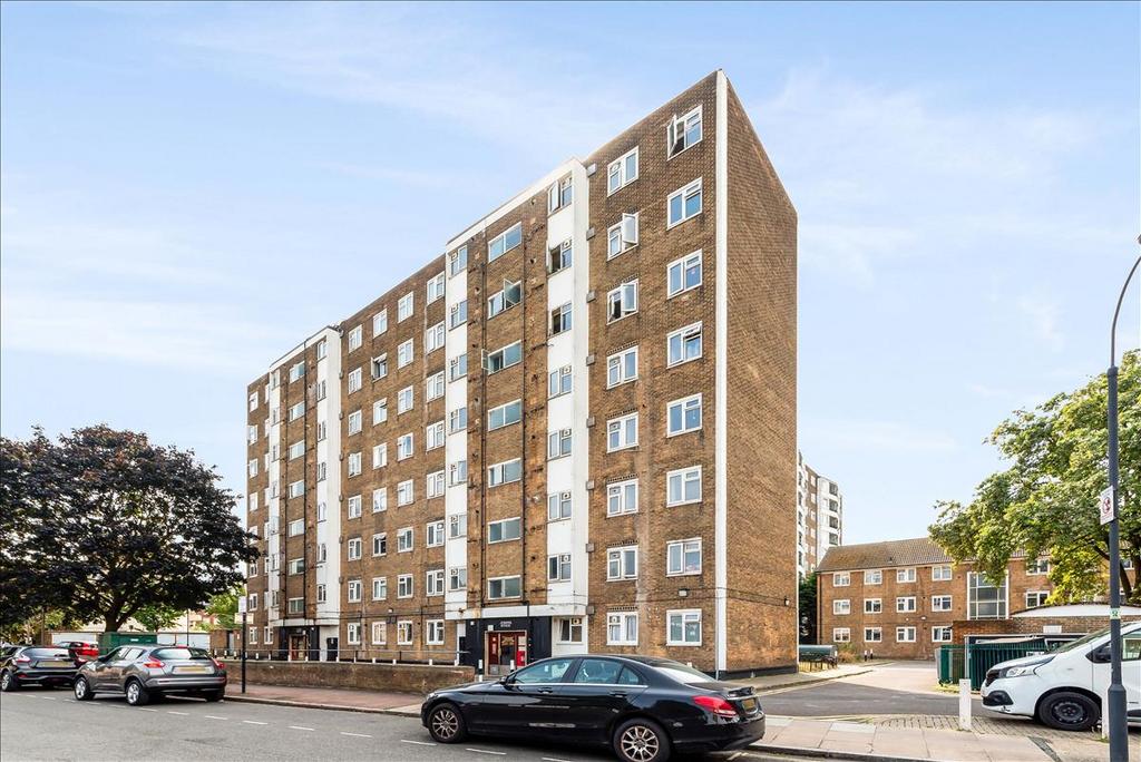 Hammersmith Riverside, Queen Caroline Street, London, W6 2 bed