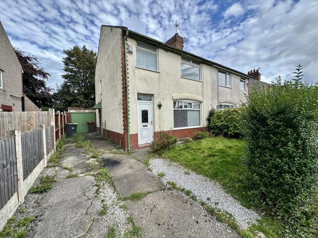 Moorcroft Crescent Preston PR2 6DP 3 bed semidetached house £850 pcm