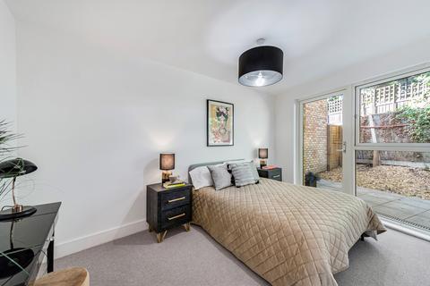1 bedroom flat for sale - THE LONDON MEWS, FINCHLEY