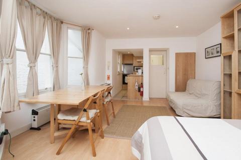 undefined, Belgrave Road, Pimlico, London, SW1V