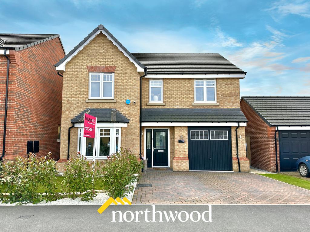Langhorn Drive, Howden, Goole, DN14 4 bed detached house for sale £