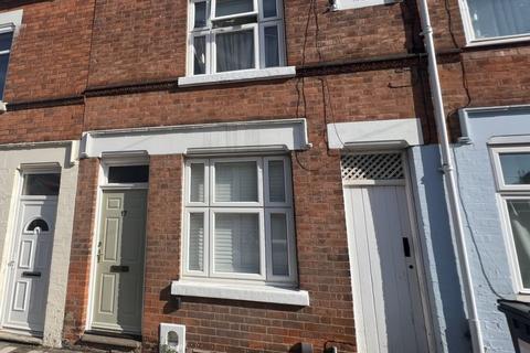 3 bedroom terraced house for sale - Wordsworth Road, Knighton Fields, LE2