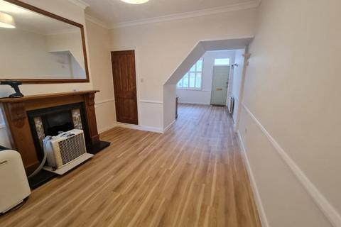 3 bedroom terraced house for sale, Wordsworth Road, Knighton Fields, LE2