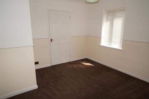 2 bedroom apartment to rent, Heathfield Park Drive, Chadwell Heath, Romford, Essex, RM6