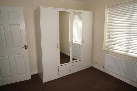 2 bedroom apartment to rent, Heathfield Park Drive, Chadwell Heath, Romford, Essex, RM6
