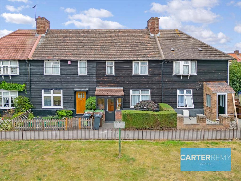 Becontree Avenue, Dagenham, RM8 3HD 3 bed terraced house for sale £