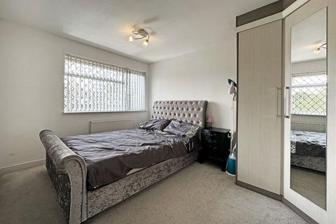 44 Dassett Road, Bentley Heath, Solihull, B93 8PE