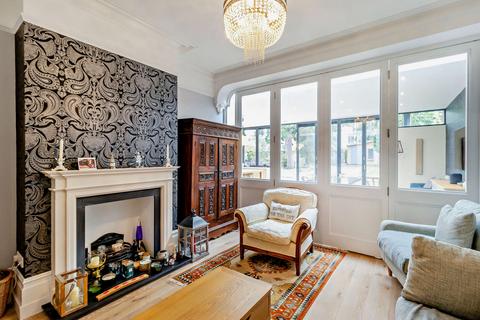34 Love Lane, Pinner, HA5 3EX