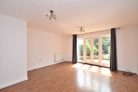 3 bedroom semi-detached house to rent, Singleton Drive, Milton Keynes MK8