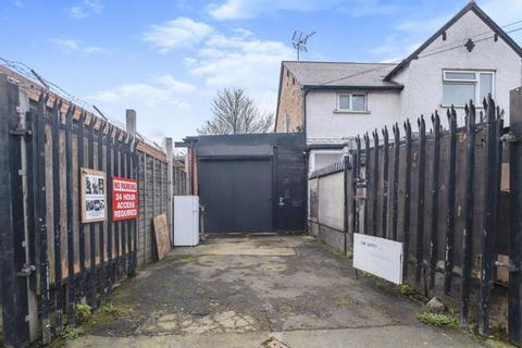 Garage to rent - Douglas Road, Acocks Green B27