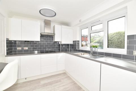 2 bedroom ground floor flat for sale, Newlands Crescent, East Grinstead, West Sussex