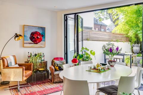 4 bedroom terraced house for sale, Rudall Crescent, Hampstead Village