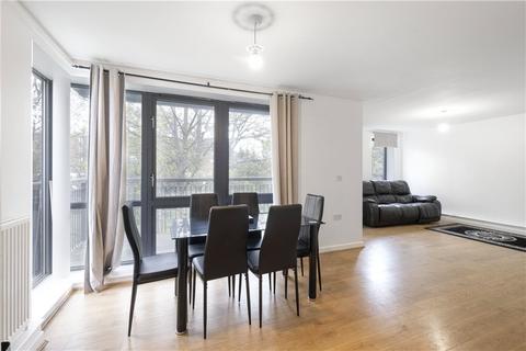 2 bedroom apartment to rent, Hicken Road, London, SW2