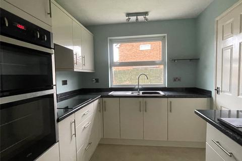 2 bedroom bungalow to rent, Steeple Close, Barnwood, Gloucester, GL4