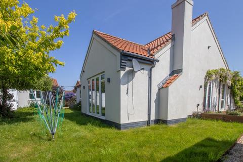 3 bedroom detached bungalow for sale, Brickley Lane, Ingoldisthorpe