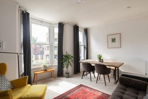 1 bedroom flat for sale, Meeting House Lane, Peckham, SE15