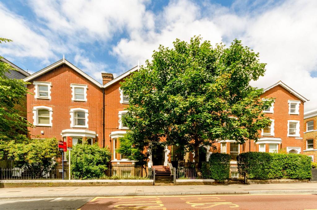 Ridgway, Wimbledon Village, London, SW19 1 bed flat for sale £475,000