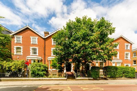 Flat 3, 6 Ridgway, London, SW19 4QN